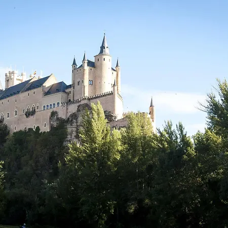 El Mirador Del Alcazar Сеговия