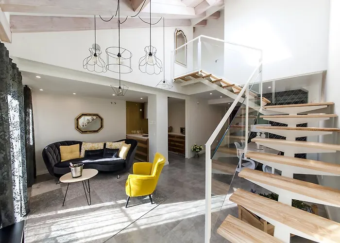 El Mirador Del Alcazar