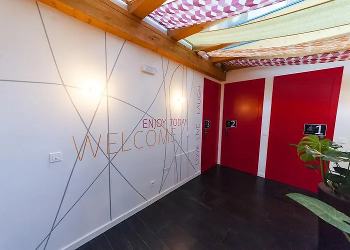 Hotel apartamentowy El Mirador Del Alcazar Segowia